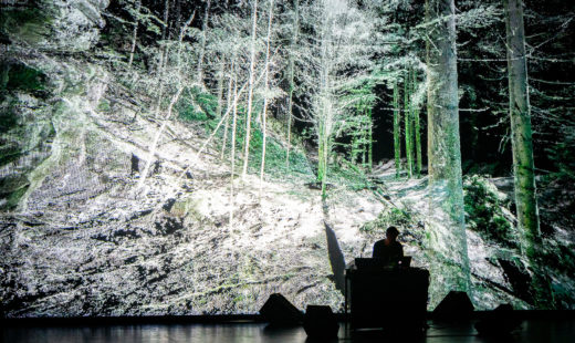 MUTEK20_220819_Ryoichi-Kurokawa_BrunoDestombes_005